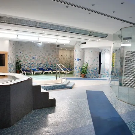 فندق Alfamar & Sport 4*